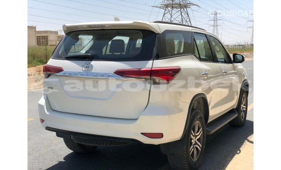 Buy Import Toyota Fortuner White Car in Import - Dubai in Andijon Buy Import Toyota Fortuner White Car in Import - Dubai in Andijon