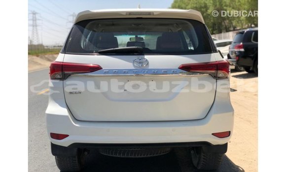 Buy Import Toyota Fortuner White Car in Import - Dubai in Andijon Buy Import Toyota Fortuner White Car in Import - Dubai in Andijon