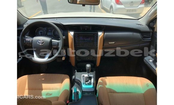 Buy Import Toyota Fortuner White Car in Import - Dubai in Andijon Buy Import Toyota Fortuner White Car in Import - Dubai in Andijon