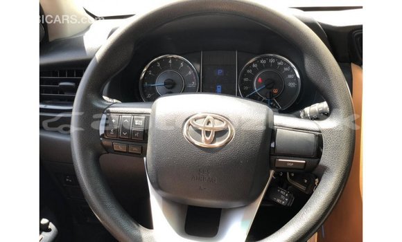 Buy Import Toyota Fortuner White Car in Import - Dubai in Andijon Buy Import Toyota Fortuner White Car in Import - Dubai in Andijon