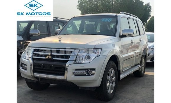 Buy Import Mitsubishi Pajero Black Car in Import - Dubai in Andijon Buy Import Mitsubishi Pajero Black Car in Import - Dubai in Andijon