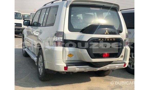 Buy Import Mitsubishi Pajero Black Car in Import - Dubai in Andijon Buy Import Mitsubishi Pajero Black Car in Import - Dubai in Andijon