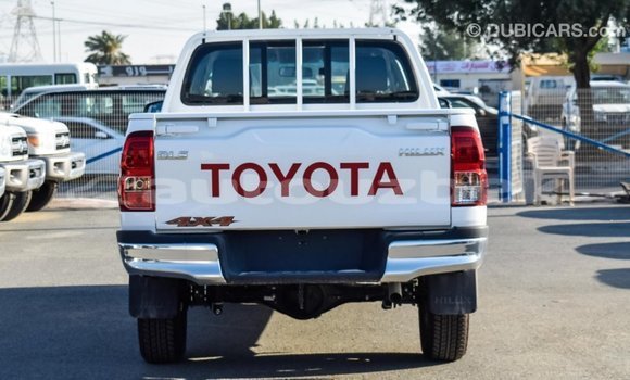 Buy Import Toyota Hilux White Car in Import - Dubai in Andijon Buy Import Toyota Hilux White Car in Import - Dubai in Andijon