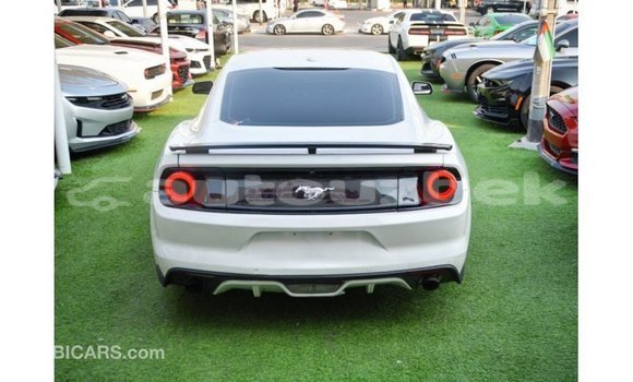 Buy Import Ford Mustang White Car in Import - Dubai in Andijon Buy Import Ford Mustang White Car in Import - Dubai in Andijon