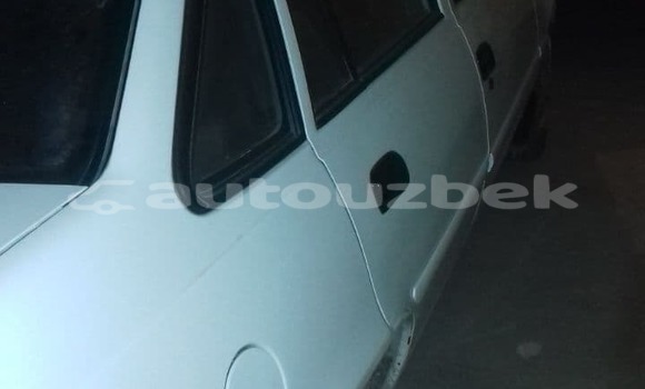 Buy Used Chevlolet Spin White Car in Tashkent in Toskent Buy Used Chevlolet Spin White Car in Tashkent in Toskent