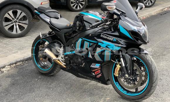 Buy Used Suzuki 750 Black Bike in Altyarik in Fargona Buy Used Suzuki 750 Black Bike in Altyarik in Fargona