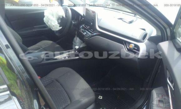 Buy Used Toyota C-HR Black Car in Ahunabayev in Andijon Buy Used Toyota C-HR Black Car in Ahunabayev in Andijon