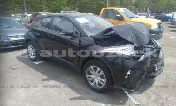 Buy Used Toyota C-HR Black Car in Ahunabayev in Andijon Buy Used Toyota C-HR Black Car in Ahunabayev in Andijon
