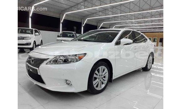 Buy Import Lexus ES White Car in Import - Dubai in Andijon Buy Import Lexus ES White Car in Import - Dubai in Andijon