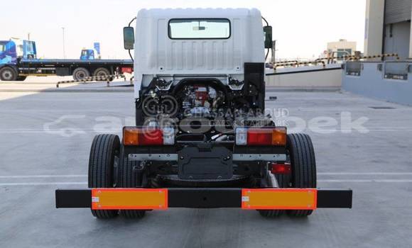 Buy New Hino 714 White Truck in Import - Dubai in Andijon Buy New Hino 714 White Truck in Import - Dubai in Andijon