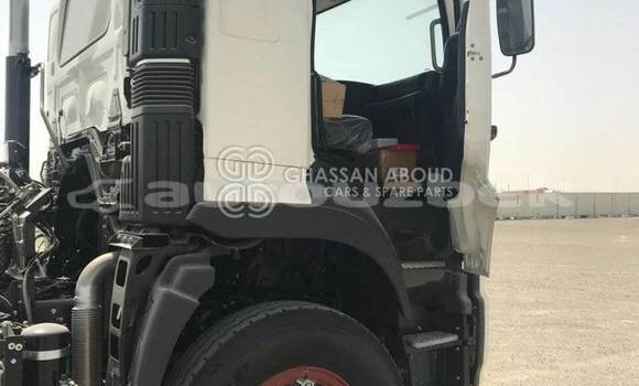 Buy New Hino SV White Truck in Import - Dubai in Andijon Buy New Hino SV White Truck in Import - Dubai in Andijon