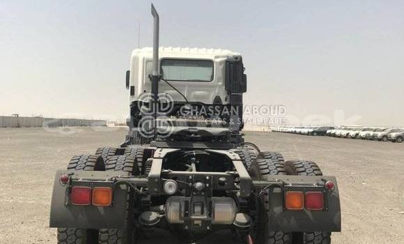 Buy New Hino SV White Truck in Import - Dubai in Andijon Buy New Hino SV White Truck in Import - Dubai in Andijon