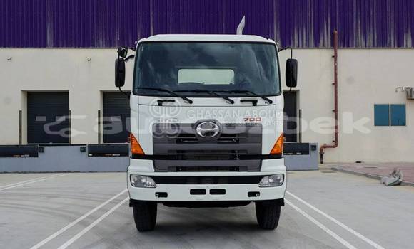 Buy New Hino SV White Truck in Import - Dubai in Andijon Buy New Hino SV White Truck in Import - Dubai in Andijon