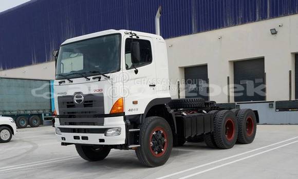 Buy New Hino SV White Truck in Import - Dubai in Andijon Buy New Hino SV White Truck in Import - Dubai in Andijon