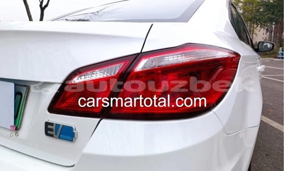Buy Import Changan Eado White Car in Tashkent in Toskent Buy Import Changan Eado White Car in Tashkent in Toskent