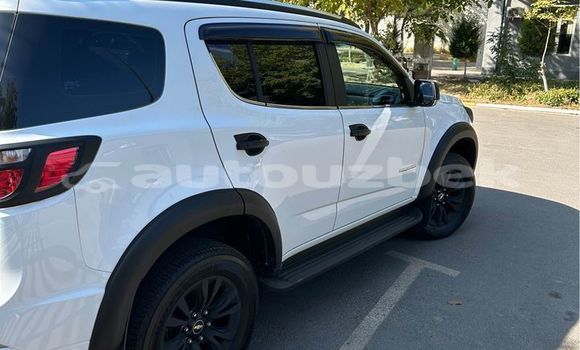 Buy Used Nissan X–Trail White Car in Tosbulok in Namangan Buy Used Nissan X–Trail White Car in Tosbulok in Namangan