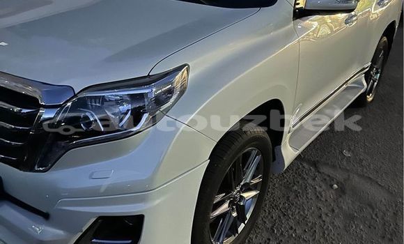 Buy Used Toyota Land Cruiser Prado White Car in Tosbulok in Namangan Buy Used Toyota Land Cruiser Prado White Car in Tosbulok in Namangan