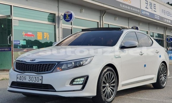 Buy Used Kia K5 White Car in Avval in Fargona Buy Used Kia K5 White Car in Avval in Fargona
