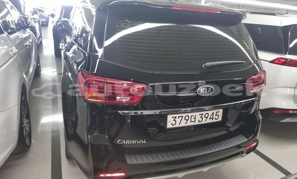 Buy Used Kia Carnival Black Car in Altyarik in Fargona Buy Used Kia Carnival Black Car in Altyarik in Fargona
