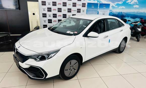 Buy Used Venturi 210 White Car in Angren in Toskent Buy Used Venturi 210 White Car in Angren in Toskent