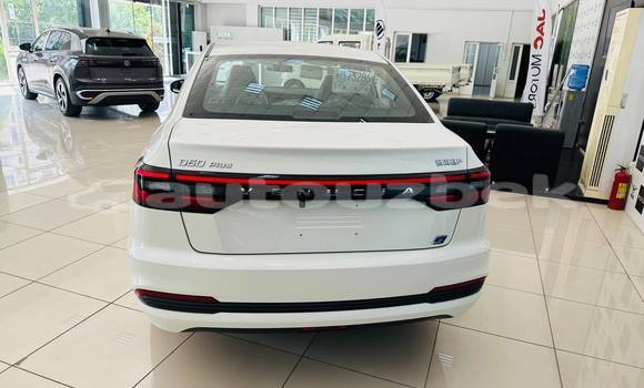 Buy Used Venturi 210 White Car in Angren in Toskent Buy Used Venturi 210 White Car in Angren in Toskent