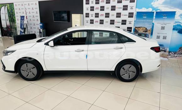 Buy Used Venturi 210 White Car in Angren in Toskent Buy Used Venturi 210 White Car in Angren in Toskent