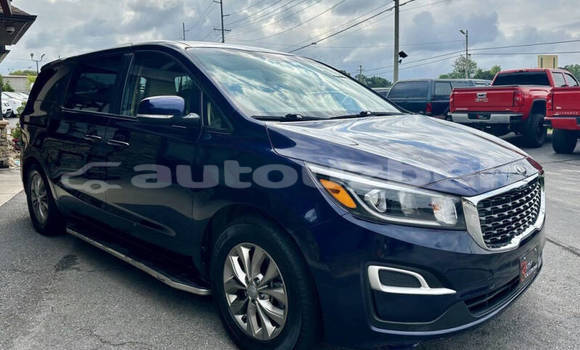 Buy Used Kia Sedona Blue Car in Tashkent in Toskent Buy Used Kia Sedona Blue Car in Tashkent in Toskent