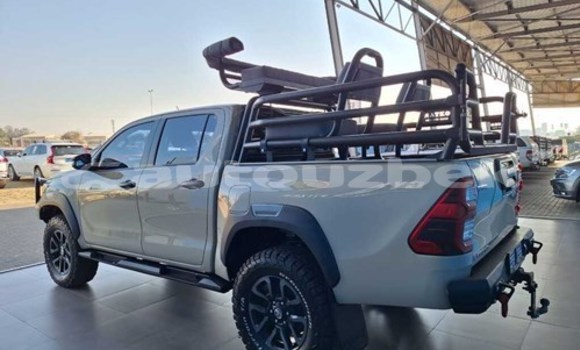 Buy Used Toyota Hilux Other Car in Tashkent in Toskent Buy Used Toyota Hilux Other Car in Tashkent in Toskent