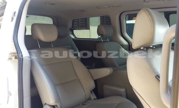 Buy Used Hyundai Starex White Car in Angren in Toskent Buy Used Hyundai Starex White Car in Angren in Toskent