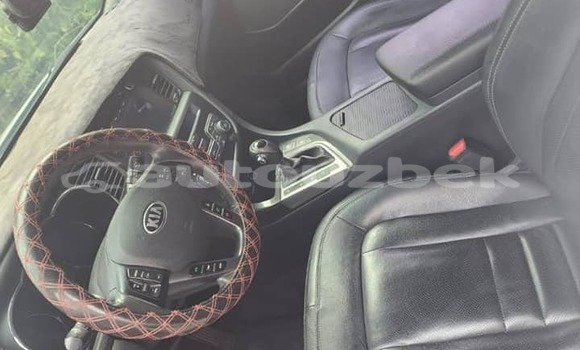 Buy Used Kia K5 White Car in Almazar in Toskent Buy Used Kia K5 White Car in Almazar in Toskent