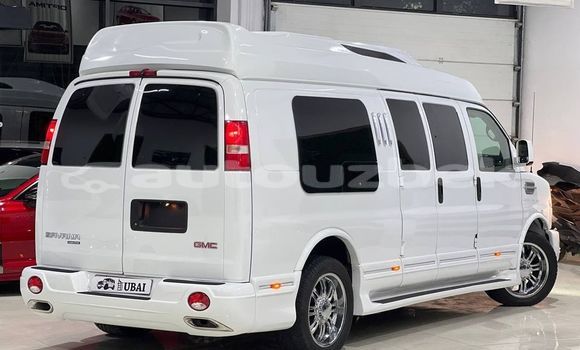 Buy Used GMC Savana White Car in Asaka in Andijon Buy Used GMC Savana White Car in Asaka in Andijon