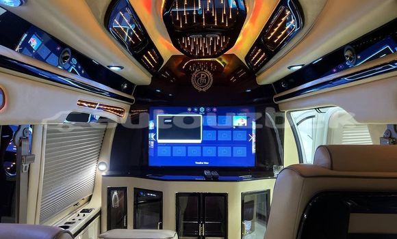 Buy Used GMC Savana White Car in Asaka in Andijon Buy Used GMC Savana White Car in Asaka in Andijon