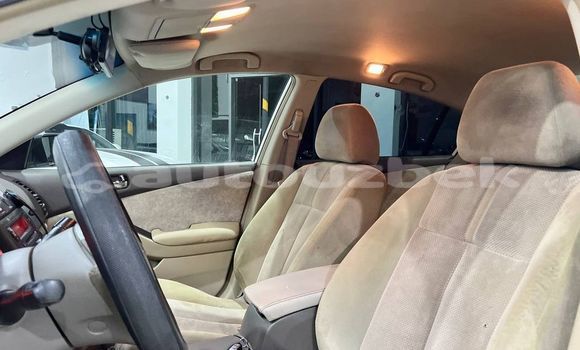 Buy Used Nissan Altima White Car in Andijon in Andijon Buy Used Nissan Altima White Car in Andijon in Andijon