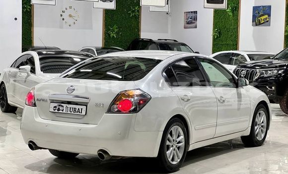 Buy Used Nissan Altima White Car in Andijon in Andijon Buy Used Nissan Altima White Car in Andijon in Andijon