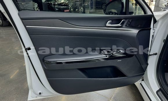 Buy Used Kia K5 White Car in Angren in Toskent Buy Used Kia K5 White Car in Angren in Toskent