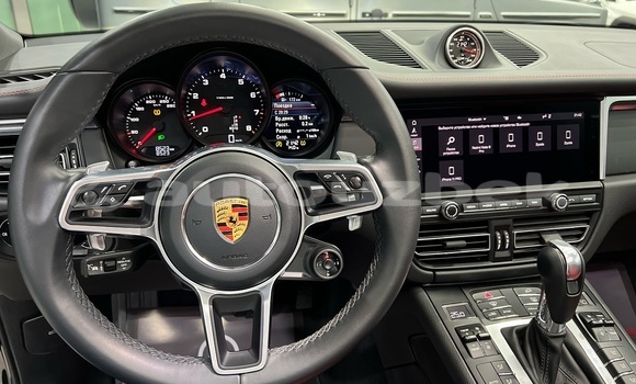 Buy Used Porsche Macan Black Car in Asaka in Andijon Buy Used Porsche Macan Black Car in Asaka in Andijon