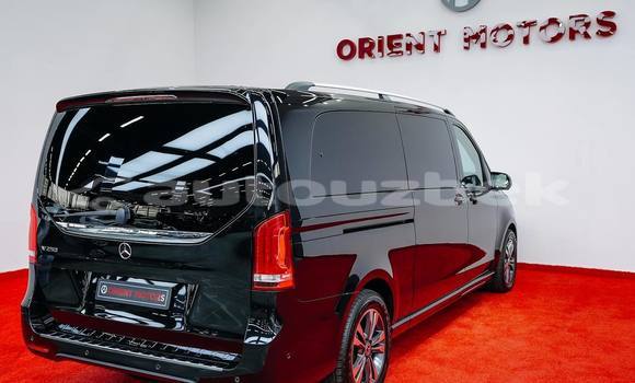 Buy Used Mercedes-Benz V-klasse Black Car in Andijon in Andijon Buy Used Mercedes-Benz V-klasse Black Car in Andijon in Andijon