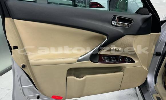 Buy Used Lexus IS White Car in Asaka in Andijon Buy Used Lexus IS White Car in Asaka in Andijon