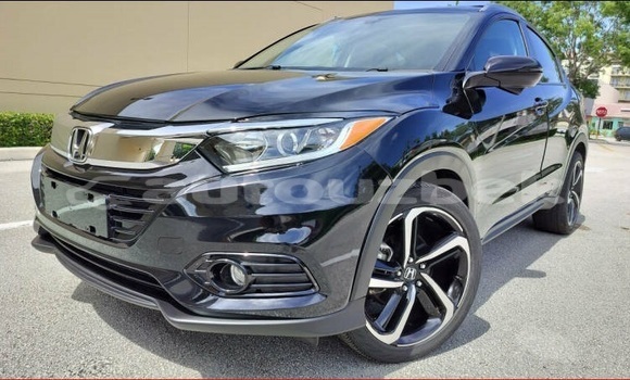 Buy Used Honda HR–V Black Car in Tashkent in Toskent