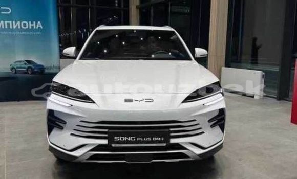 Buy Used BYD F5 White Car in Angren in Toskent Buy Used BYD F5 White Car in Angren in Toskent
