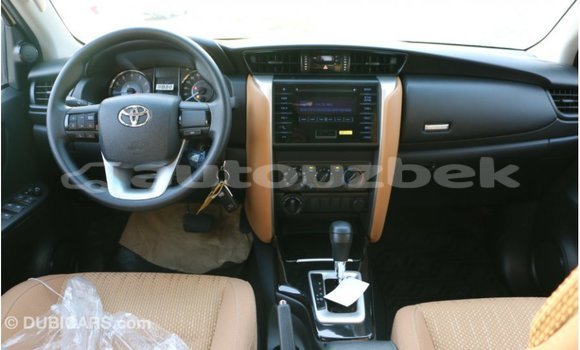 Buy Import Toyota Fortuner Black Car in Import - Dubai in Andijon Buy Import Toyota Fortuner Black Car in Import - Dubai in Andijon