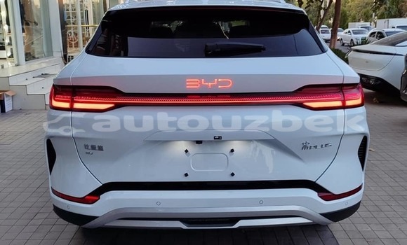 Buy Used BYD Flyer White Car in Asaka in Andijon Buy Used BYD Flyer White Car in Asaka in Andijon