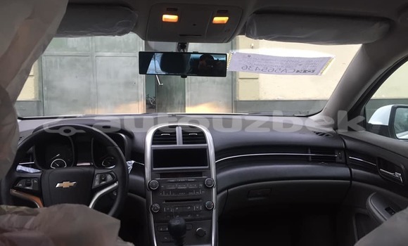 Buy Used Chevrolet Malibu White Car in Asaka in Andijon Buy Used Chevrolet Malibu White Car in Asaka in Andijon