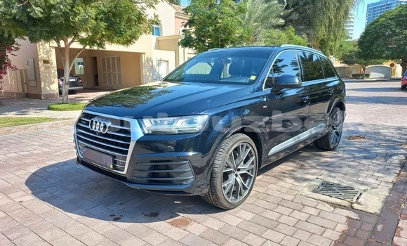 Buy Used Audi Q7 Blue Car in Tashkent in Toskent Buy Used Audi Q7 Blue Car in Tashkent in Toskent