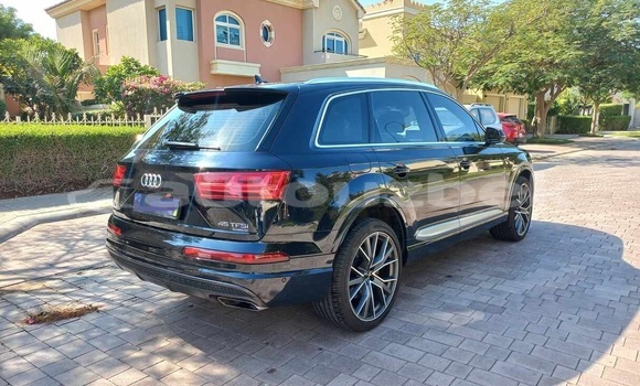 Buy Used Audi Q7 Blue Car in Tashkent in Toskent Buy Used Audi Q7 Blue Car in Tashkent in Toskent