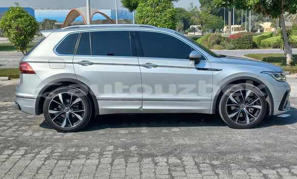 Buy Used Volkswagen Tiguan Silver Car in Buka in Toskent Buy Used Volkswagen Tiguan Silver Car in Buka in Toskent