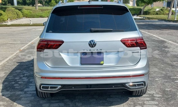 Buy Used Volkswagen Tiguan Silver Car in Buka in Toskent Buy Used Volkswagen Tiguan Silver Car in Buka in Toskent