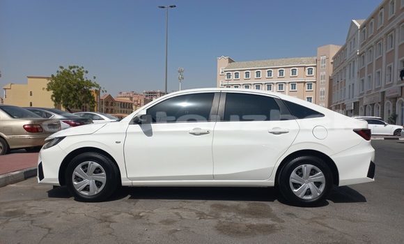 Buy Used Toyota Yaris White Car in Beskent in Kaskadar Buy Used Toyota Yaris White Car in Beskent in Kaskadar