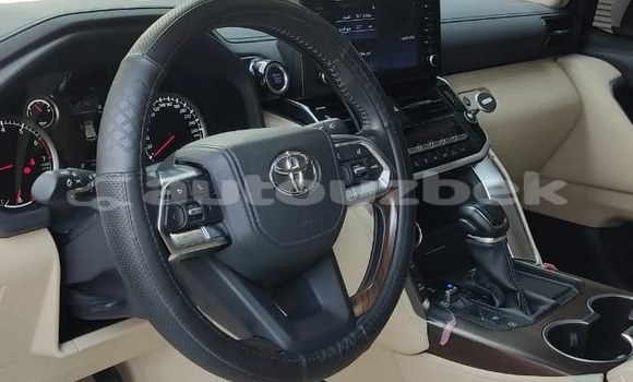 Buy Used Toyota Land Cruiser White Car in Carkurgon in Surhondar Buy Used Toyota Land Cruiser White Car in Carkurgon in Surhondar
