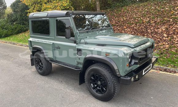 Buy Used Land Rover Defender Green Car in Tashkent in Toskent Buy Used Land Rover Defender Green Car in Tashkent in Toskent